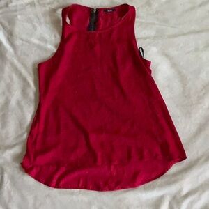 Red Ela Size Medium Tank Top